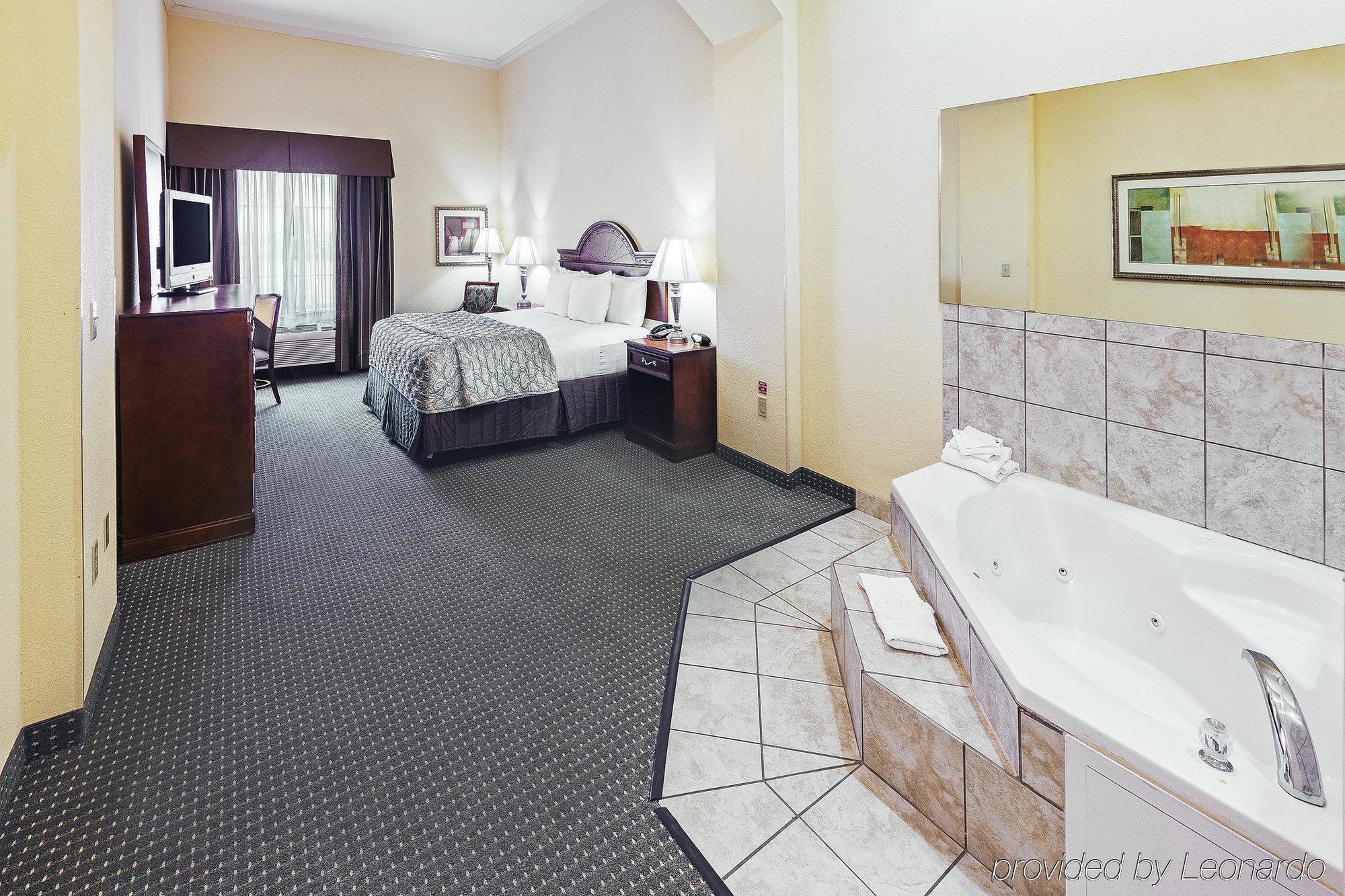 La Quinta By Wyndham Gainesville Exterior photo